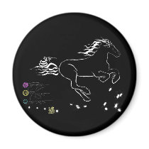 Horse galloping right (wb) [magnet]