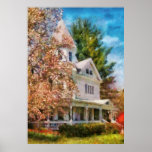 House - Fit for a Queen Print