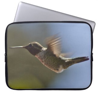 Hummingbird in Flight Laptop Sleeves