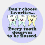 Humor dental divertido pegatina redonda
