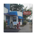 Huts Hamburgers Magnet