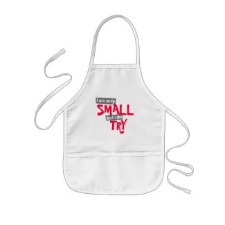 "I am only small but I do try" red / grey apron