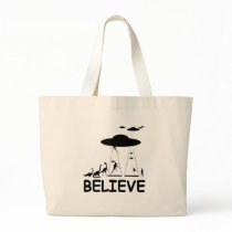 I believe in aliens tote bag