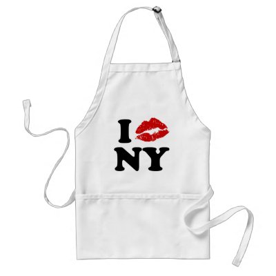 I Kiss New York Aprons