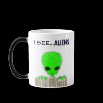 I See ALIENS magic mug by Area52Q I See ALIENS magic mug