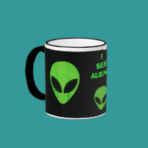 I SEE ALIENS MUG