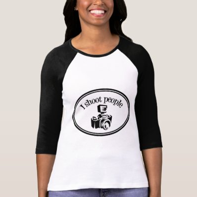 I Shoot People Retro Photographer&#39;s Camera B&W T Shirt