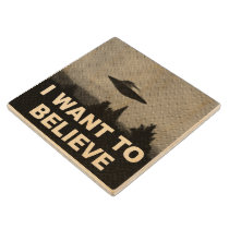 i want to believe, funny, ufo, aliens, cool, area 51, paranormal, extraterrestrial origins, offensive, ufology, graphic, wood coaster, [[missing key: type_mitercraft_woodencoaste]] com design gráfico personalizado