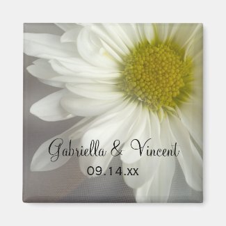 Soft White Daisy Wedding Magnet