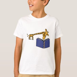 AV- Funny Giraffe Reading T-shirt