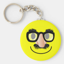 'incognito' SMILEY FACE KEYCHAIN