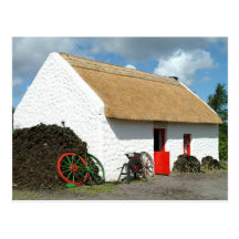 Irish Thatched Cottage Postcard