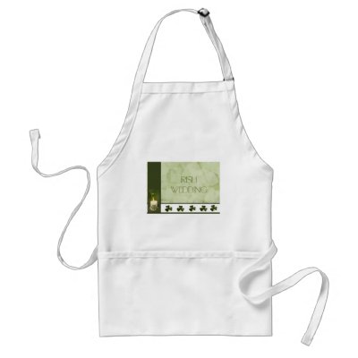Great apron for the upcoming Irish Wedding theme complete with shamrocks 