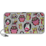 It's a hoot. Quirky Retro Owl pattern. Portable Speakers