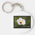 Just a flower – White flower 019 Keychain