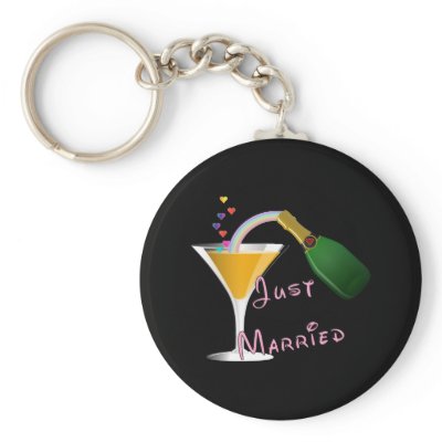 Just Married Champagne Wedding Toast Keychains