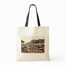 Kaiser Strasse, Karlsruhe, Baden, Germany classic Bag