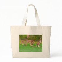 kangaroo shoulder bag