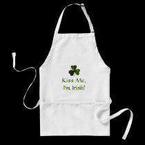 Kiss Me, I'm Irish! aprons