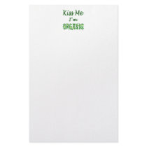 Kiss Me I'm Organic Green Saying Stationery