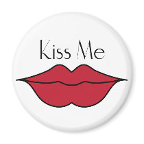 Kiss Me Magnet