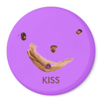 "Kissing Face" Magnet by MAXarT magnets