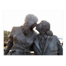 Kissing Statue Postcards