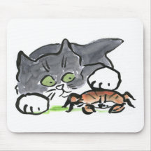 Kitten has found a Crab on the Beach Mouse Pads