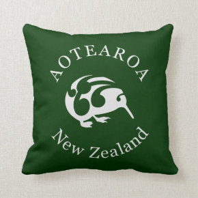 KIWI Aotearoa New Zealand birds pillow