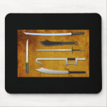 knives-and-swords-vectors-10109-large mouse pads