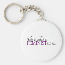 La feminista mira gusto llaveros personalizados