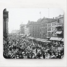 Labor Day Crowd, Buffalo, NY: 1900 Mousepad