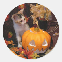 Lacey  - Halloween Kitty Round Sticker