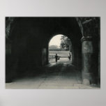 lady in tunnel print