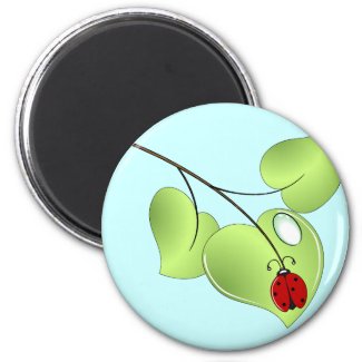 Ladybug with three leaves and a drop magnet