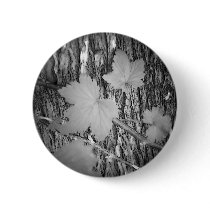 Leaves on Bark Button