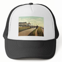 Lee's Promenade and Bandstand, Folkestone, England Mesh Hat