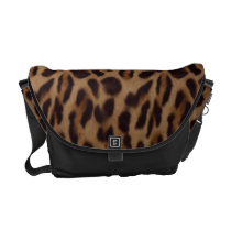 Leopard illusion messenger bag