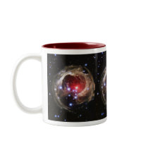 "Light Echo" Illuminates Dust Near Supergiant Star mugs