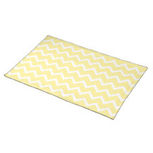 Light Yellow and White Zigzags. Place Mat
