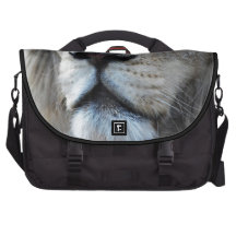 Lion listens to my heartbeat commuter bags