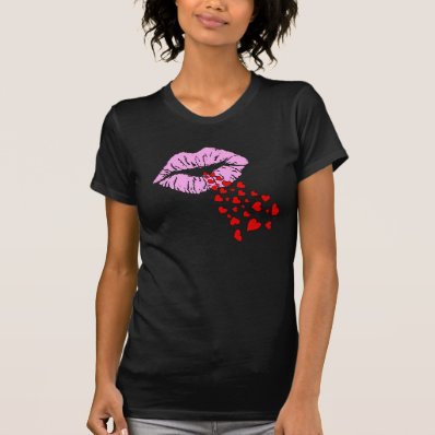 LIPS BLOW HEARTS SHIRT