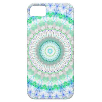 Living Green Mandala kaleidoscope iPhone 5 case