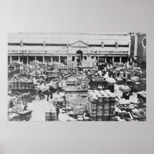 Loading Fruit at Covent Garden Market, 1900 Print