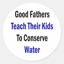 Los buenos padres enseñan a sus niños a conservar  etiquetas  