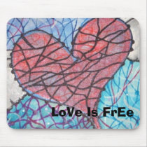 LoVe Is FrEe mousepads