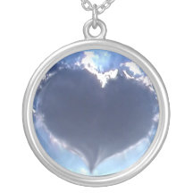 Love is in the Air: Heart Shaped Cloud: Necklace