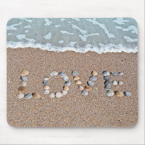 Love on the beach mousepads