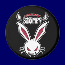 Luci the grumpy stompy magnet
