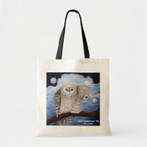 Luctor et Emergo Tote bags